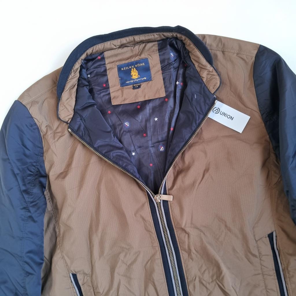 The Two-Tone Bomber: Stylish, Functional, and Ready for Anything